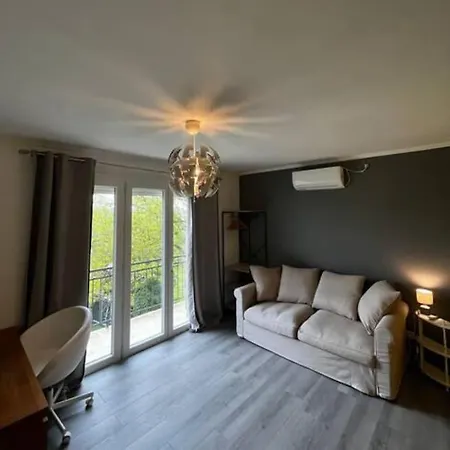 Holiday home Modern With Private Pool *